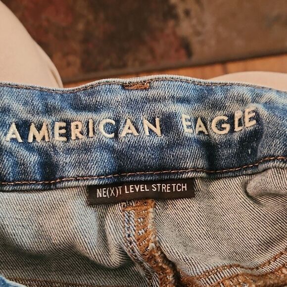 American Eagle Next Level Stretch Curvy Hi-Rise Mini Denim Skirt Size 2 - Picture 5 of 9